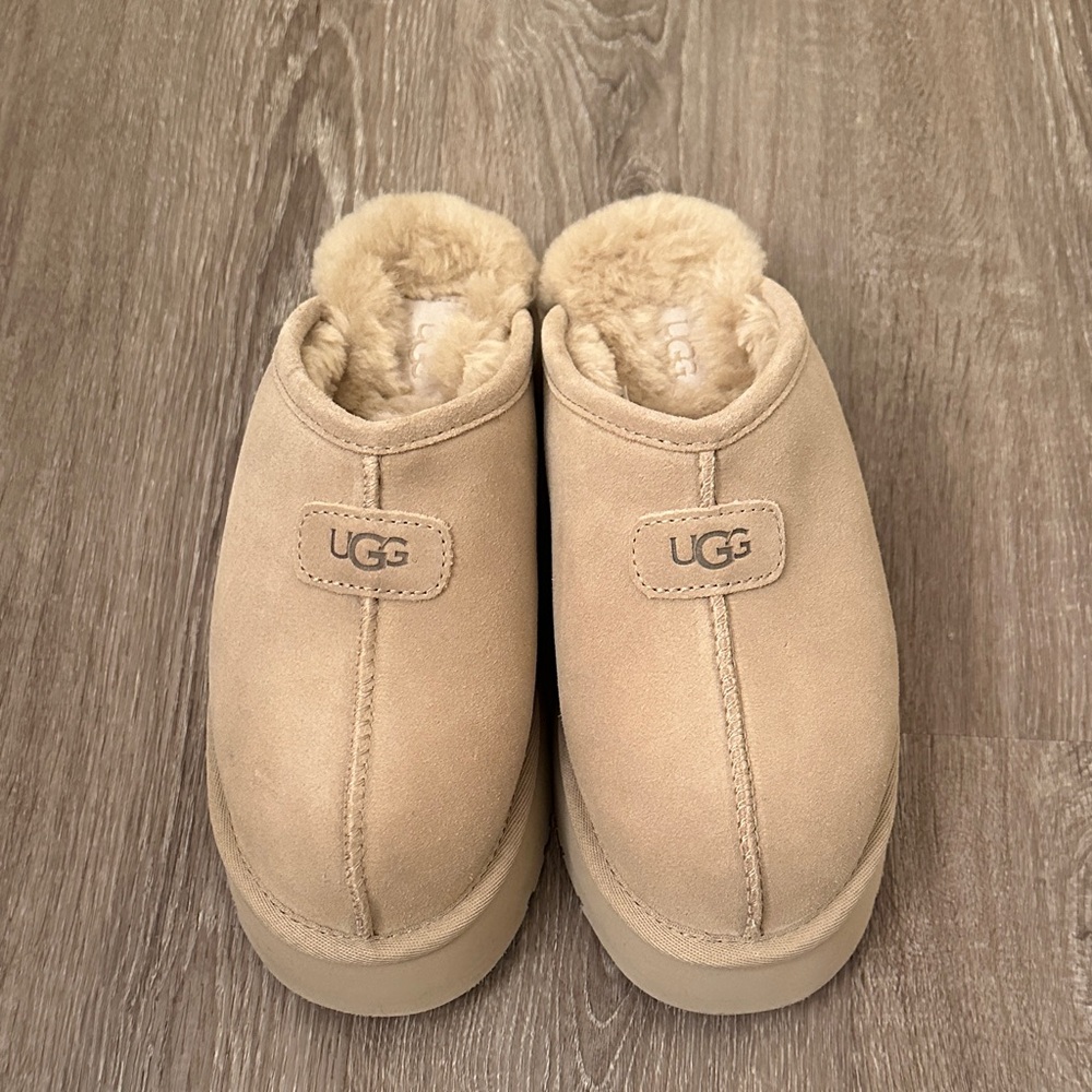 Brand new UGG Beige Suede Shearling Mules